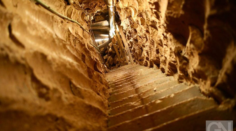 Tunnel zum Waffenschmuggel